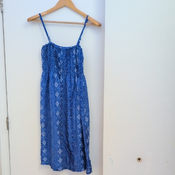 2/$20 GOA - Blue Patterned Midi Dress - Size Medium - Picture 2 of 5